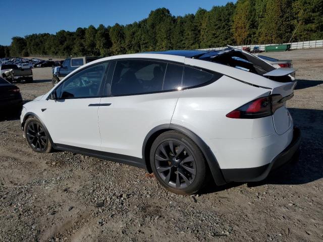 Obraz 2 z 2022 TESLA MODEL X  2022 z VIN 7SAXCBE5XNF328916