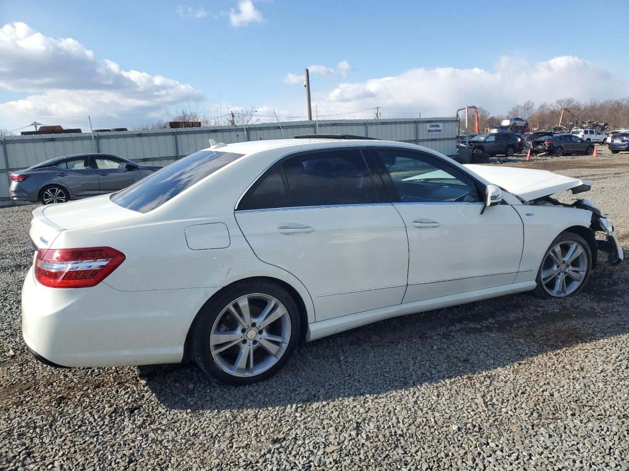 Изображение 3 2012 MERCEDES-BENZ E 350 4MATIC 2012 с VIN WDDHF8JB1CA611160