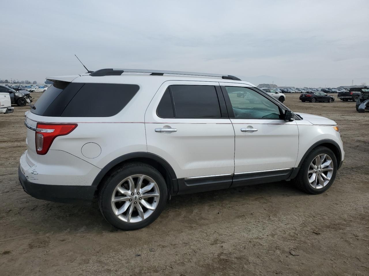Obraz 3 z 2015 FORD EXPLORER XLT 2015 z VIN 1FM5K7D84FGB12207