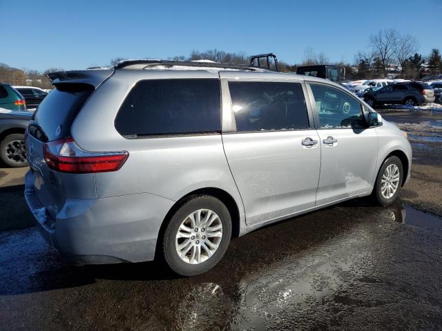Obraz 3 z 2016 TOYOTA SIENNA XLE 2016 z VIN 5TDYK3DC0GS713927