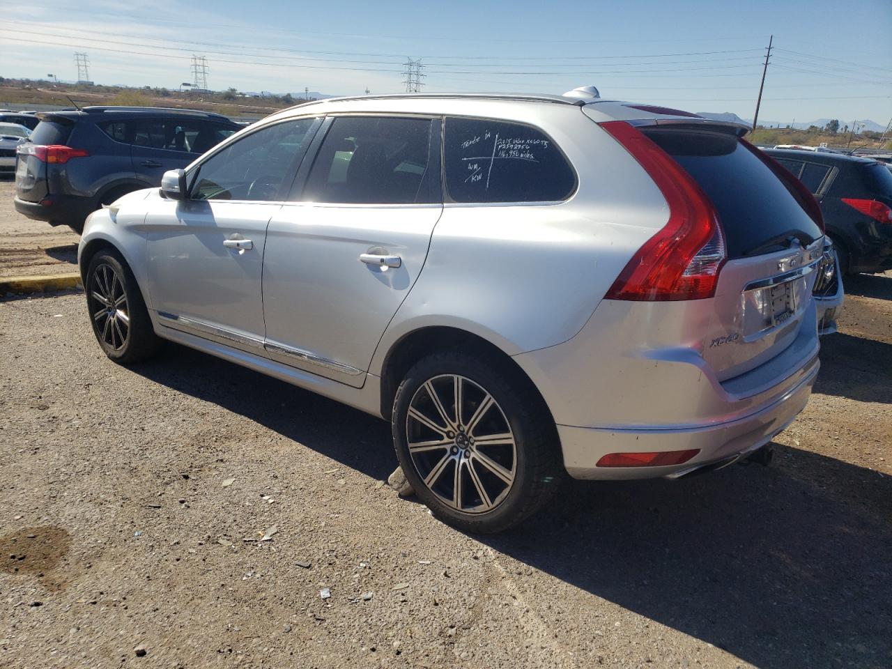 Image 2 of 2015 VOLVO XC60 T5 PREMIER+ 2015 with VIN YV440MDC5F2592356