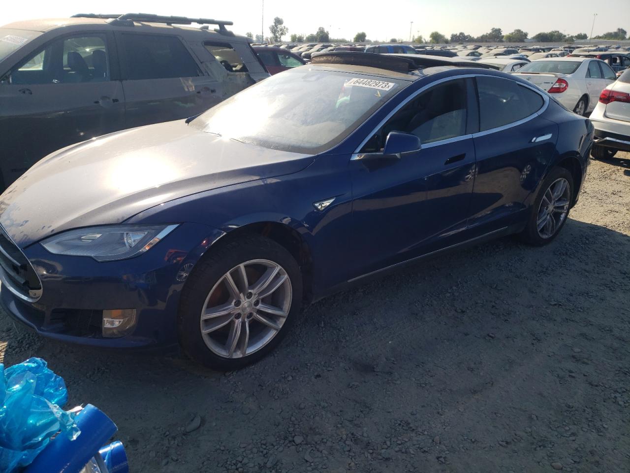 Image 1 of Tesla Model S 2015 with VIN 5YJSA1E28FF112996