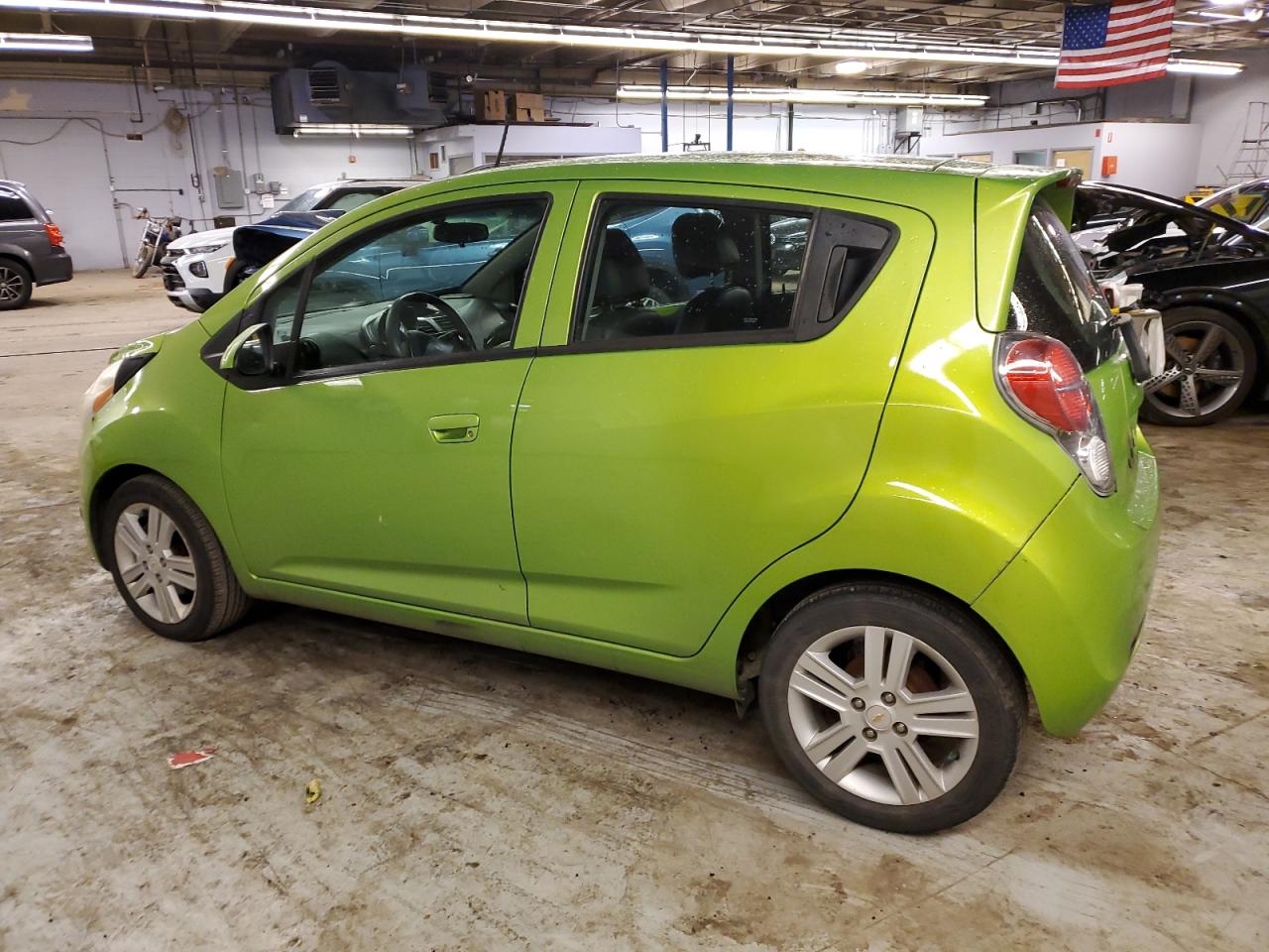 Obraz 2 z 2014 CHEVROLET SPARK 1LT 2014 z VIN KL8CD6S96EC523909