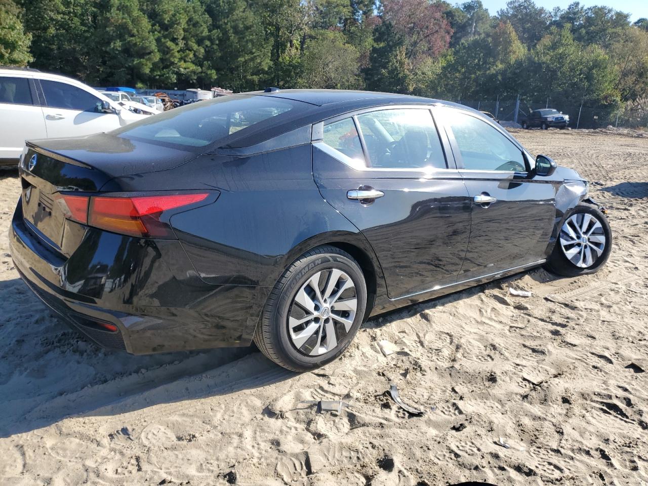 Изображение 3 2020 NISSAN ALTIMA S 2020 с VIN 1N4BL4BV7LC236721