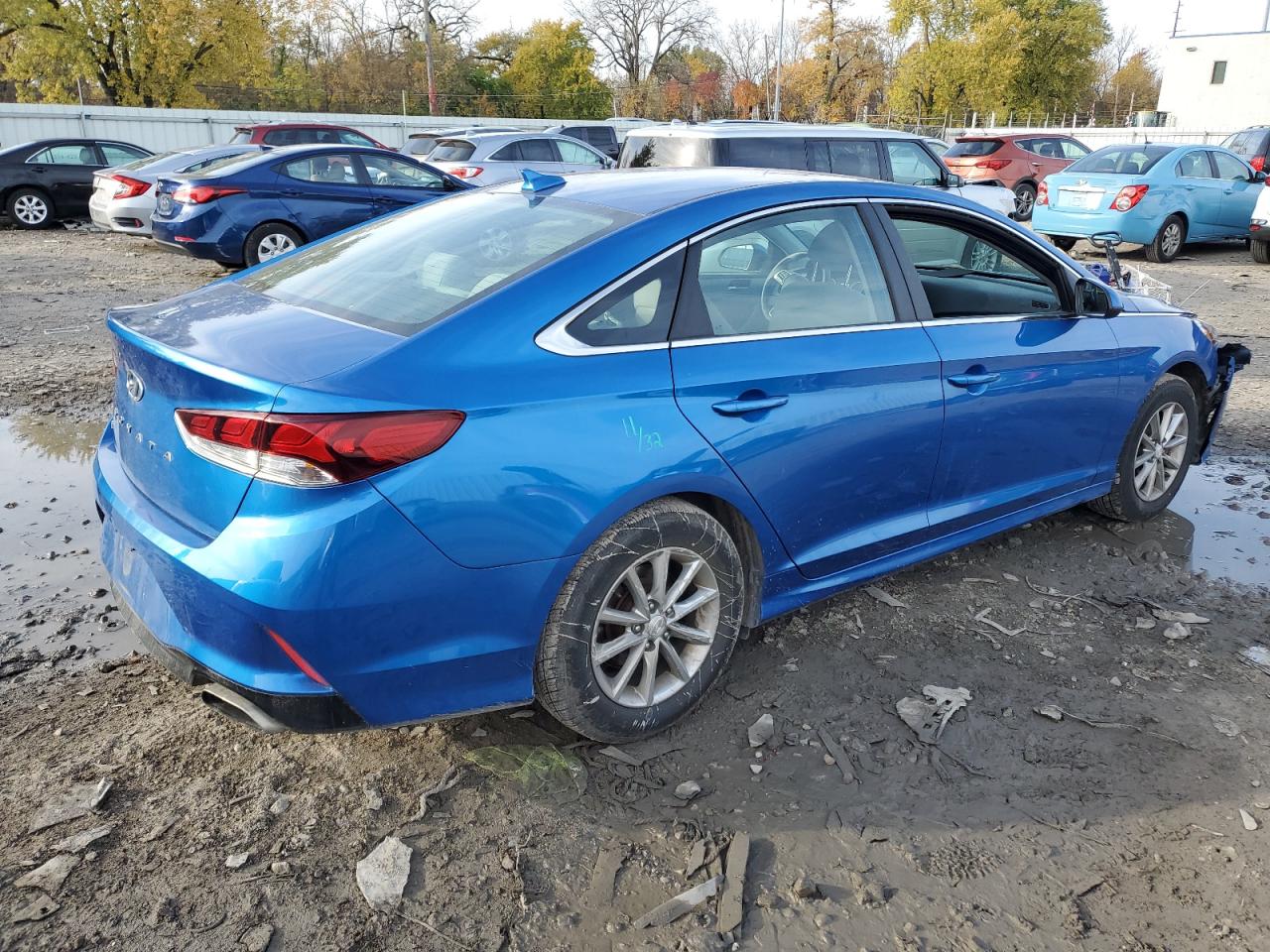 Image 3 of 2018 HYUNDAI SONATA SE 2018 with VIN 5NPE24AF8JH721973
