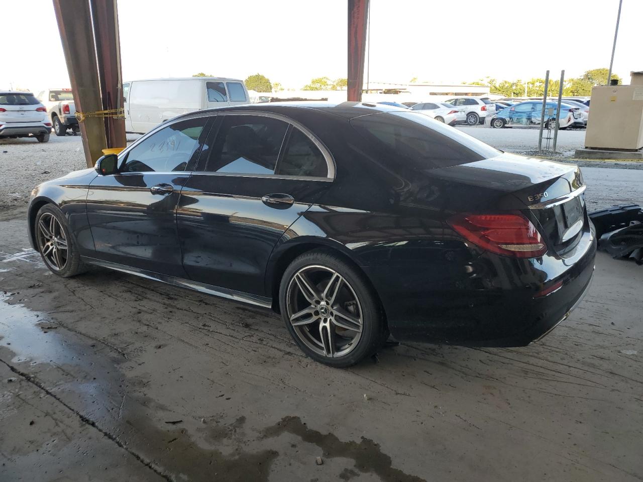 Изображение 2 2020 MERCEDES-BENZ E 350 2020 с VIN W1KZF8DB0LA829767