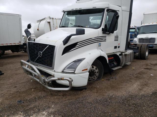 Изображение 2 2019 VOLVO VNR  2019 с VIN 4V4WC9EH2KN244232