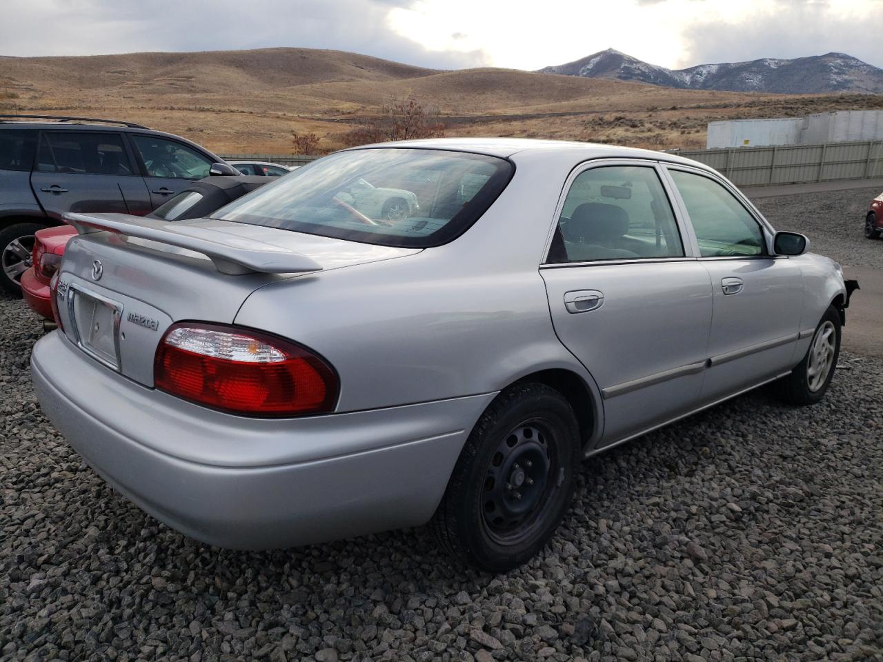 Obraz 3 z 2001 MAZDA 626 ES 2001 z VIN 1YVGF22DX15212279
