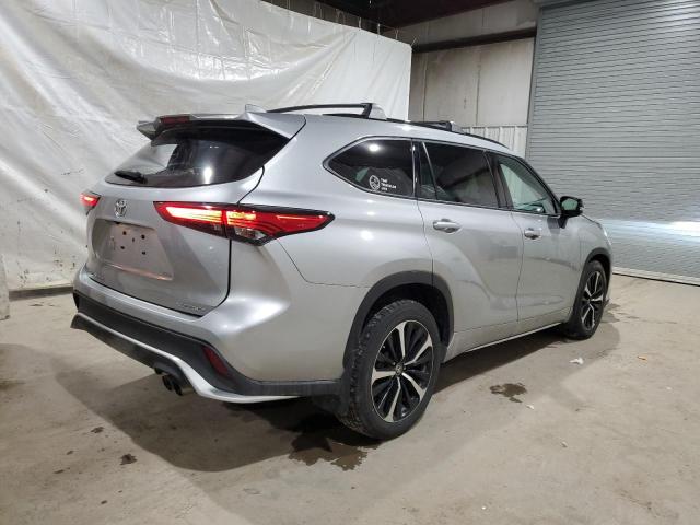 Image 3 of 2021 TOYOTA HIGHLANDER XSE 2021 with VIN 5TDLZRBH2MS121707