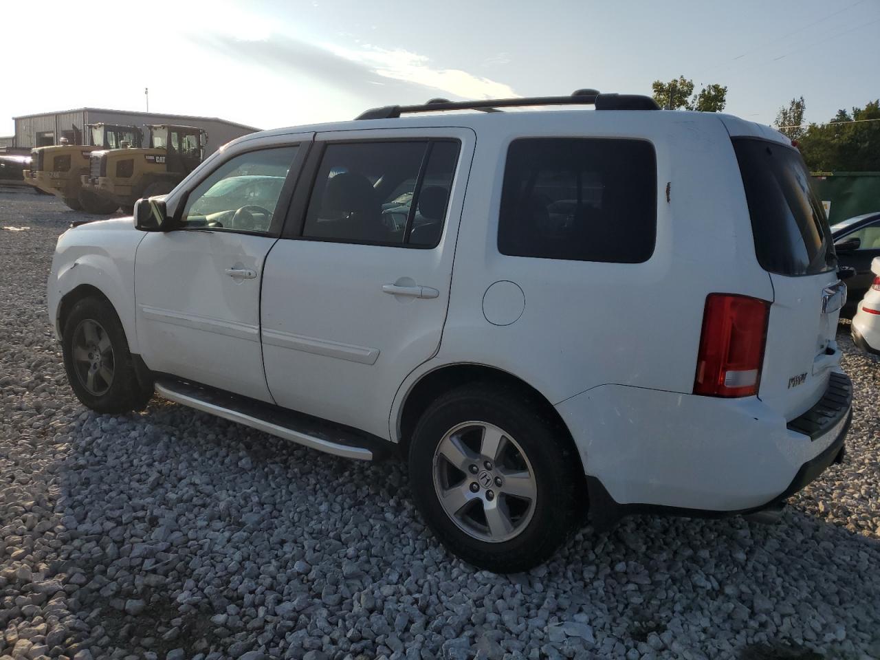 Изображение 2 2011 HONDA PILOT EXL 2011 с VIN 5FNYF4H6XBB094975
