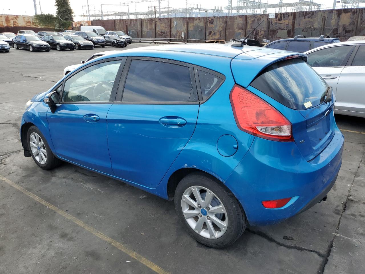 Image 2 of 2013 FORD FIESTA SE 2013 with VIN 3FADP4EJ0DM203629