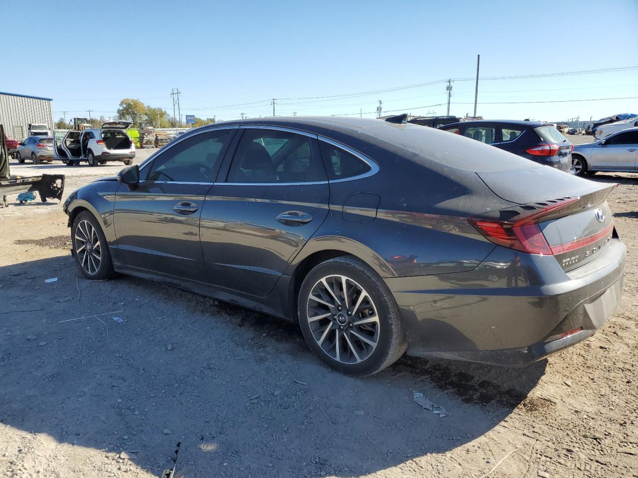 Image 2 of 2021 HYUNDAI SONATA LIMITED 2021 with VIN 5NPEH4J27MH128489