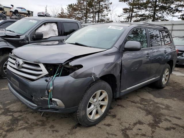 Obraz 1 z 2013 TOYOTA HIGHLANDER BASE 2013 z VIN 5TDBK3EH4DS251156