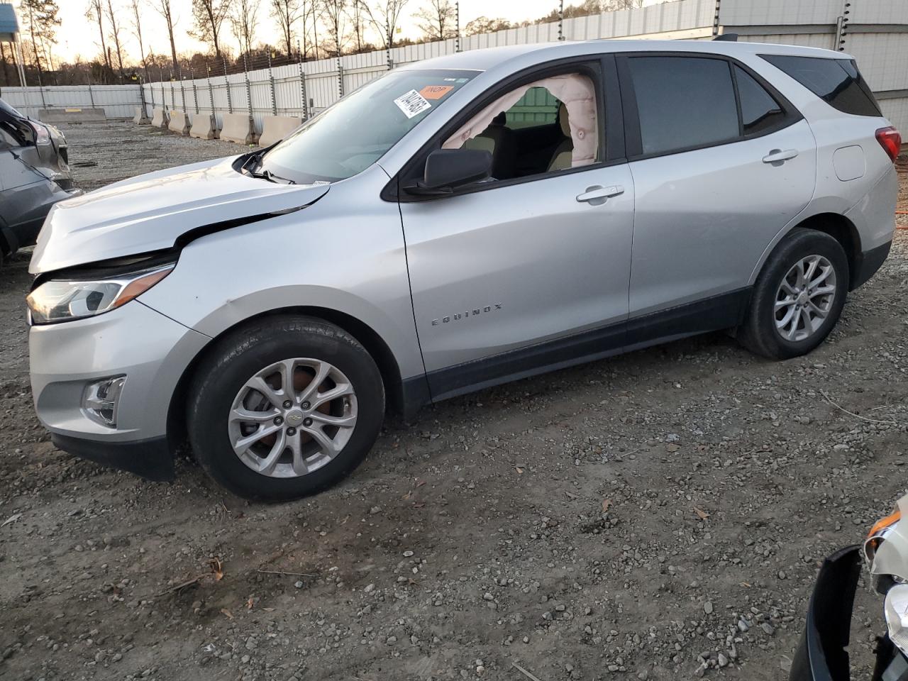 Image 1 of 2020 CHEVROLET EQUINOX LS 2020 with VIN 3GNAXHEV0LS625666