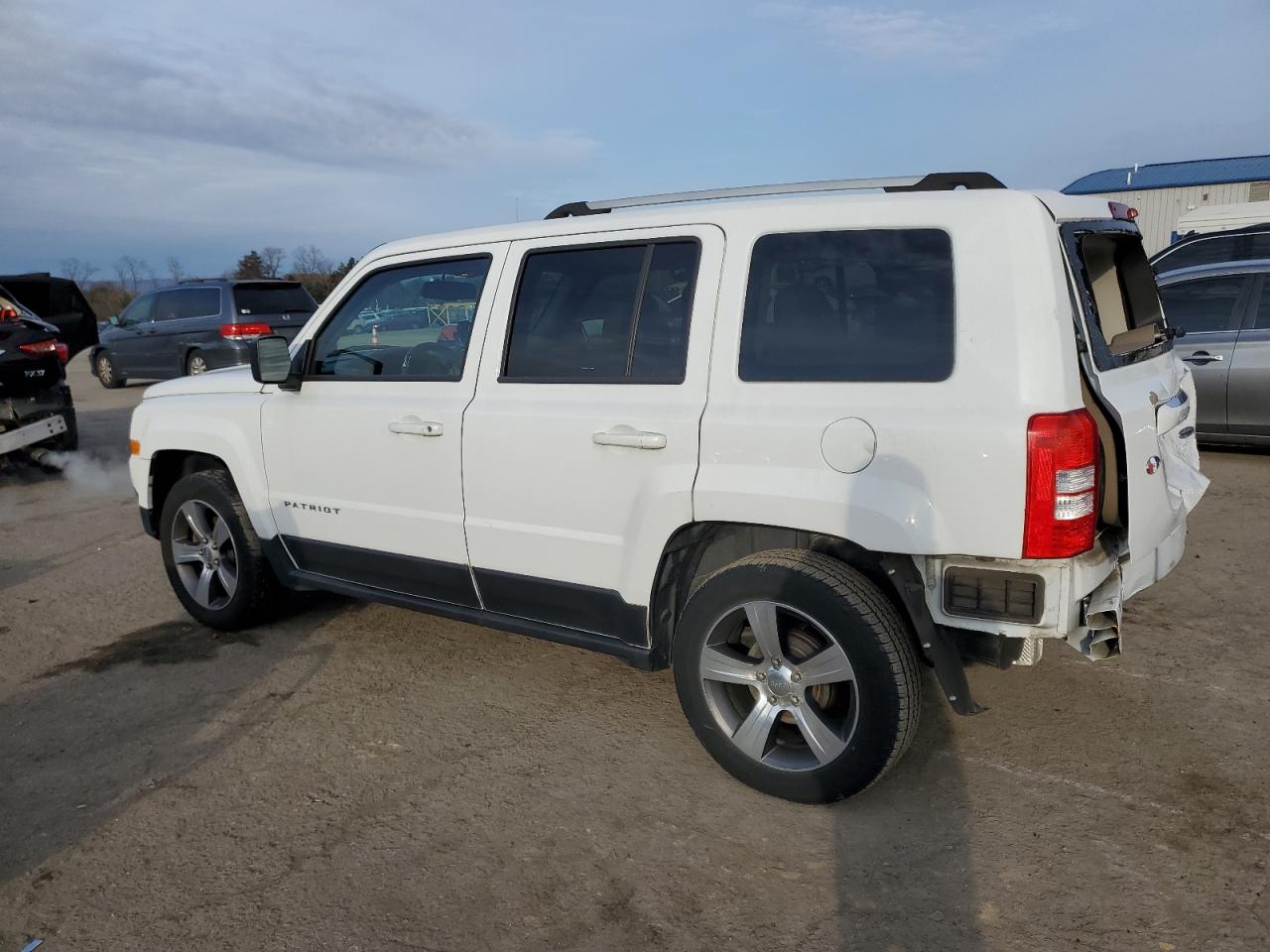Изображение 2 2016 JEEP PATRIOT LATITUDE 2016 с VIN 1C4NJPFA4GD528493