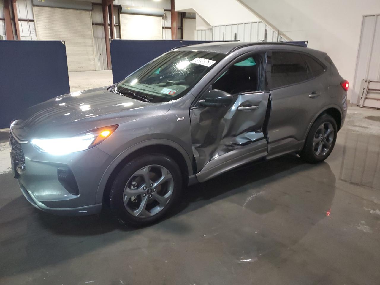 Изображение 1 2023 FORD ESCAPE ST LINE 2023 с VIN 1FMCU9MN7PUA44989