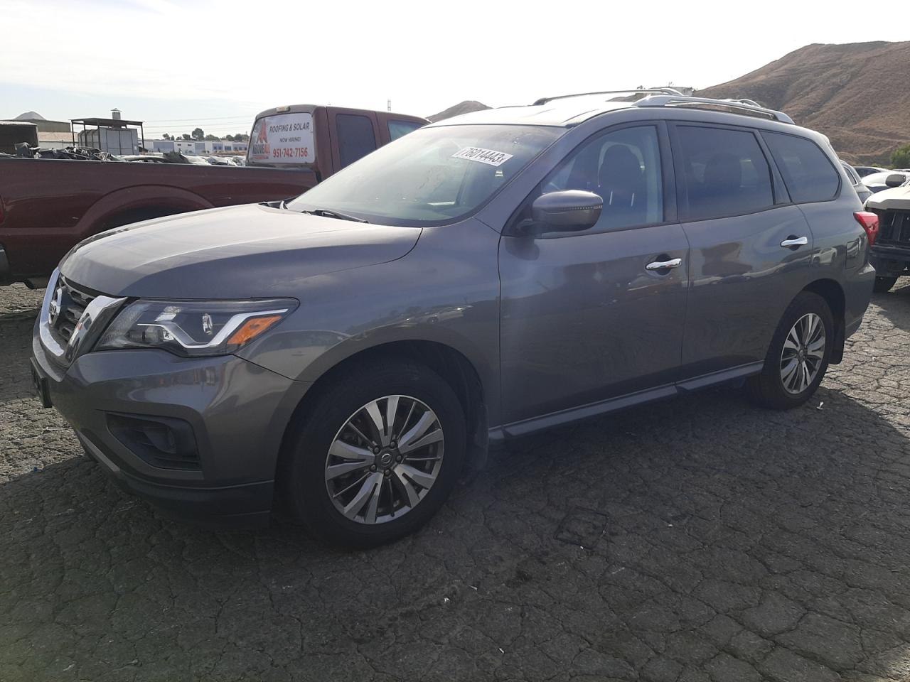 Image 1 of 2019 NISSAN PATHFINDER S 2019 with VIN 5N1DR2MN7KC636033