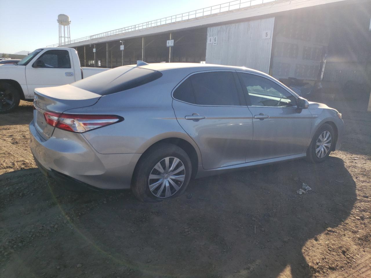Изображение 3 2020 TOYOTA CAMRY LE 2020 с VIN 4T1C31AK8LU019320