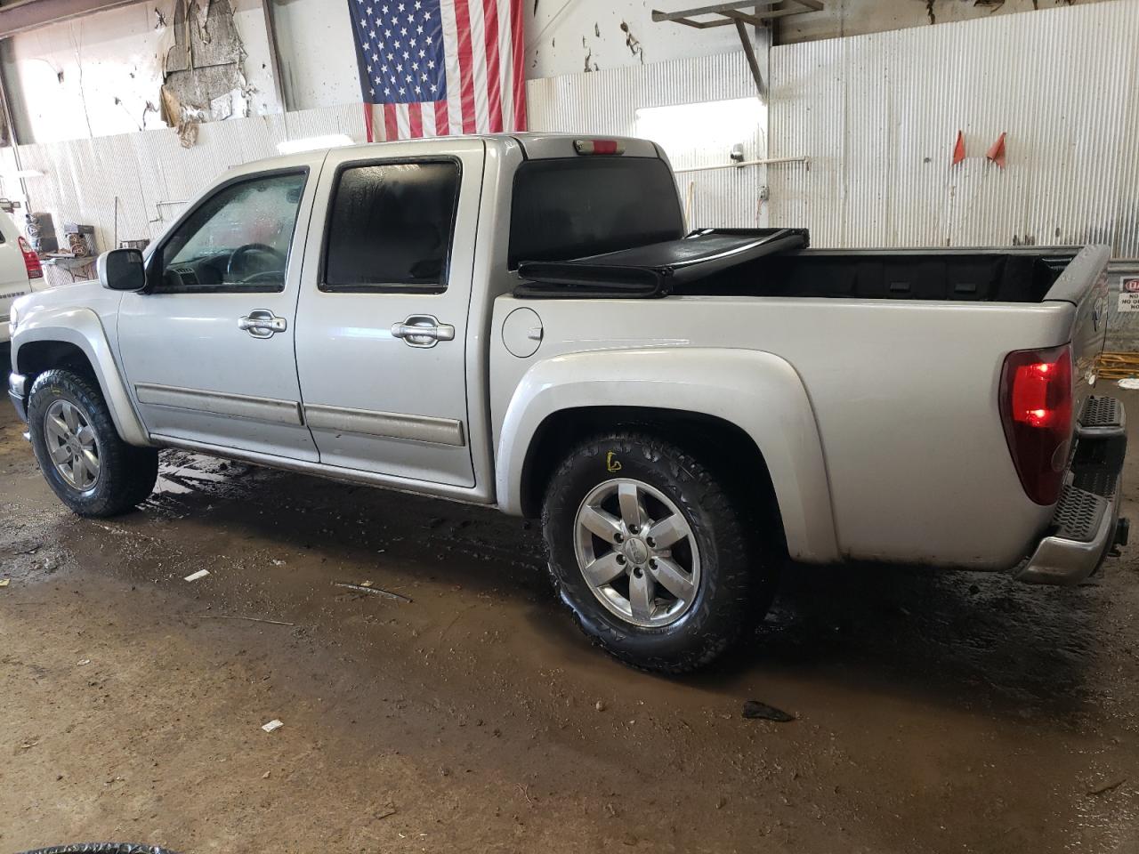 Image 2 of 2012 GMC CANYON SLE 2012 with VIN 1GTH6MFE4C8110051