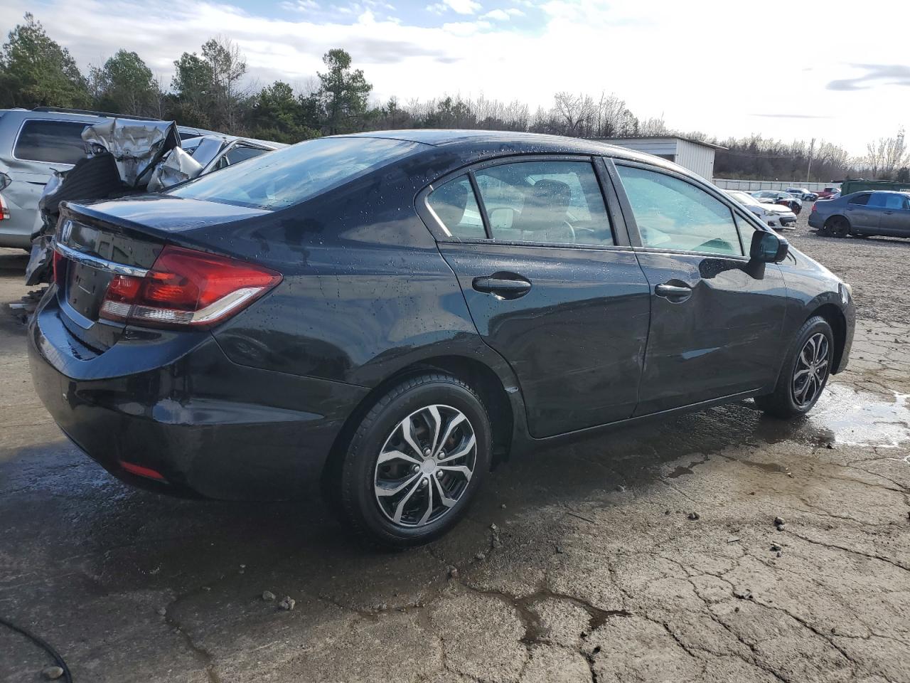 Image 3 of 2014 HONDA CIVIC LX 2014 with VIN 19XFB2F56EE061192