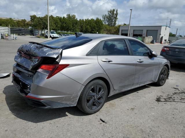 Image 3 of 2022 HYUNDAI ELANTRA SEL 2022 with VIN KMHLS4AG3NU253576