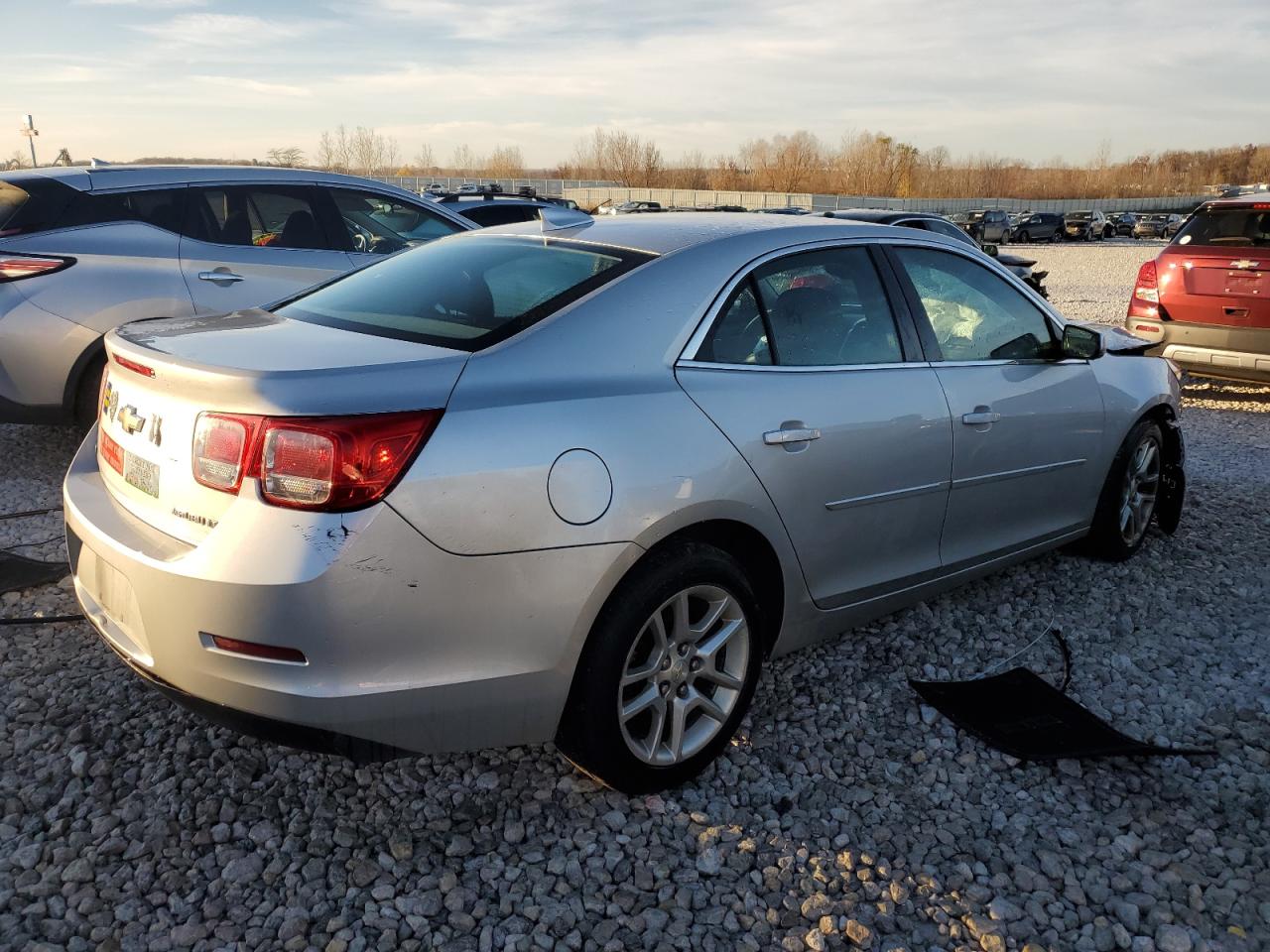 Изображение 3 2015 CHEVROLET MALIBU 1LT 2015 с VIN 1G11C5SL5FF239669