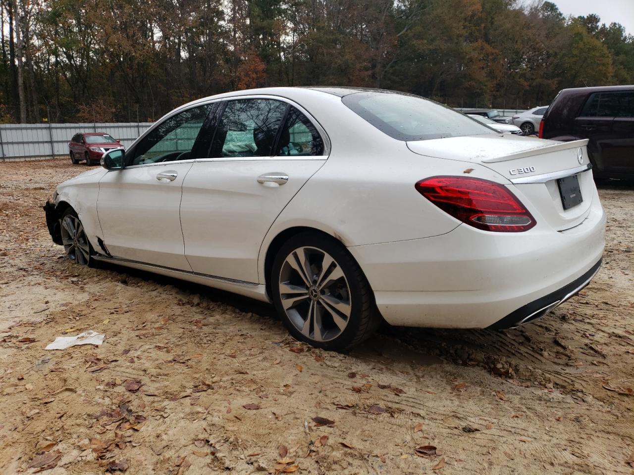 Image 2 of 2018 MERCEDES-BENZ C 300 2018 with VIN 55SWF4JB9JU240343