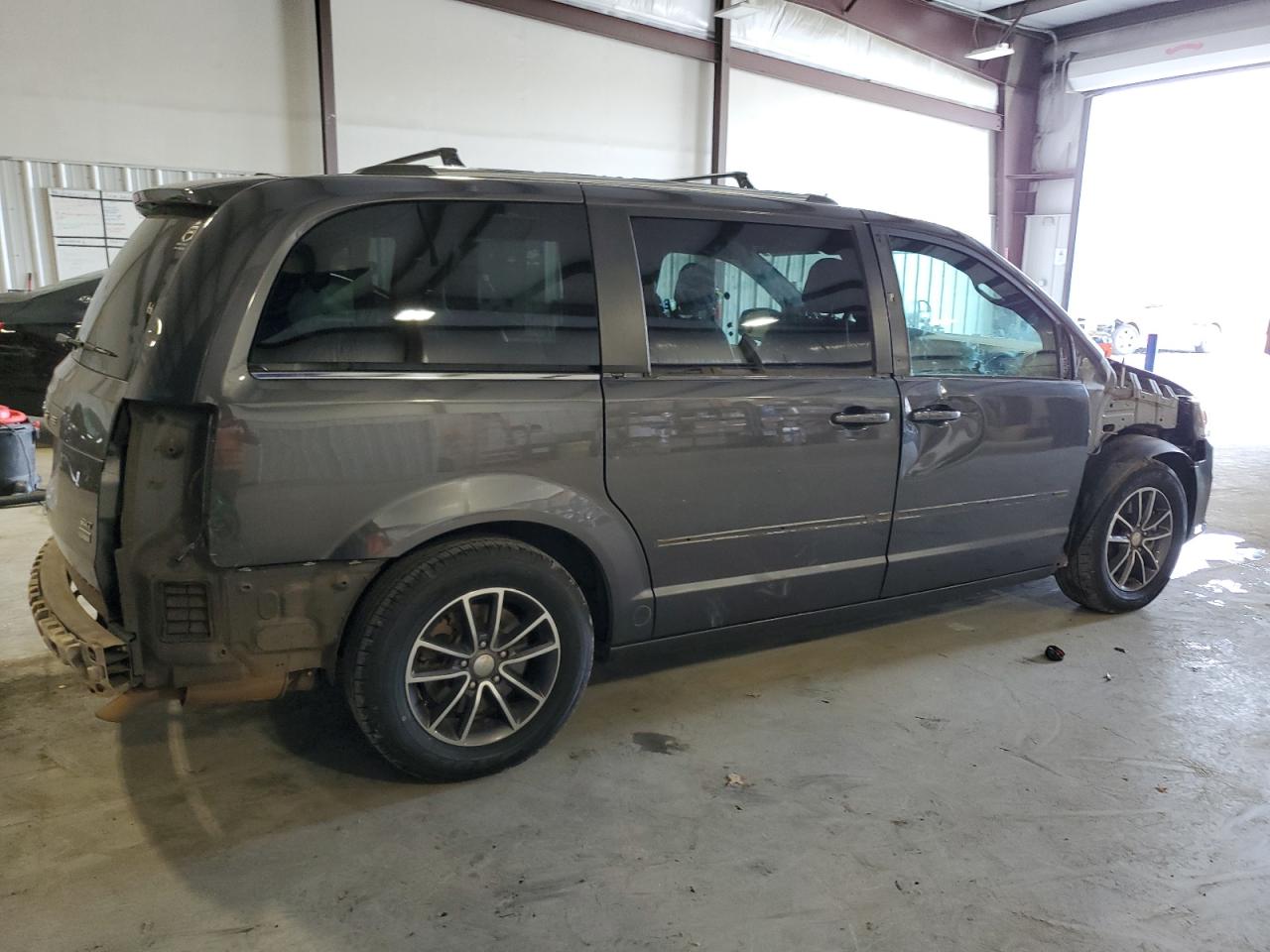 Image 3 of 2017 DODGE GRAND CARAVAN SXT 2017 with VIN 2C4RDGCG9HR728222