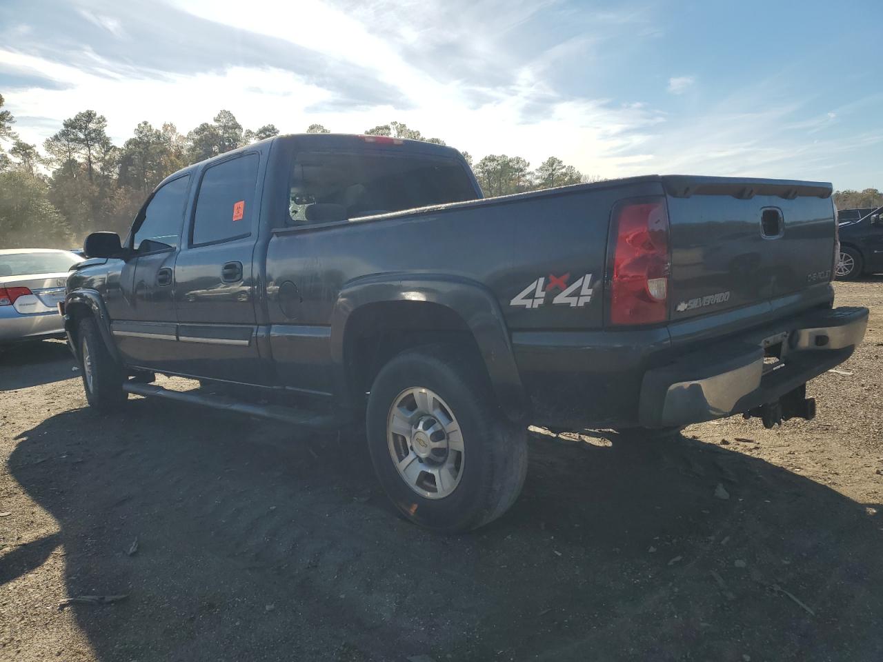 Image 2 of 2003 CHEVROLET SILVERADO K1500 HEAVY DUTY 2003 with VIN 1GCGK13U13F247395