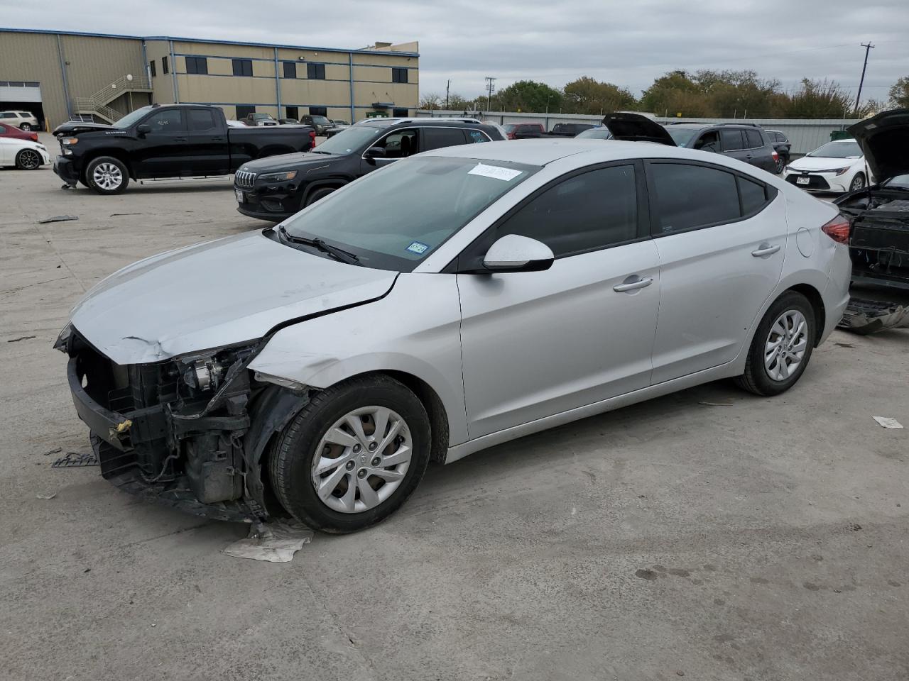Obraz 1 z 2019 HYUNDAI ELANTRA SE 2019 z VIN 5NPD74LF8KH489855