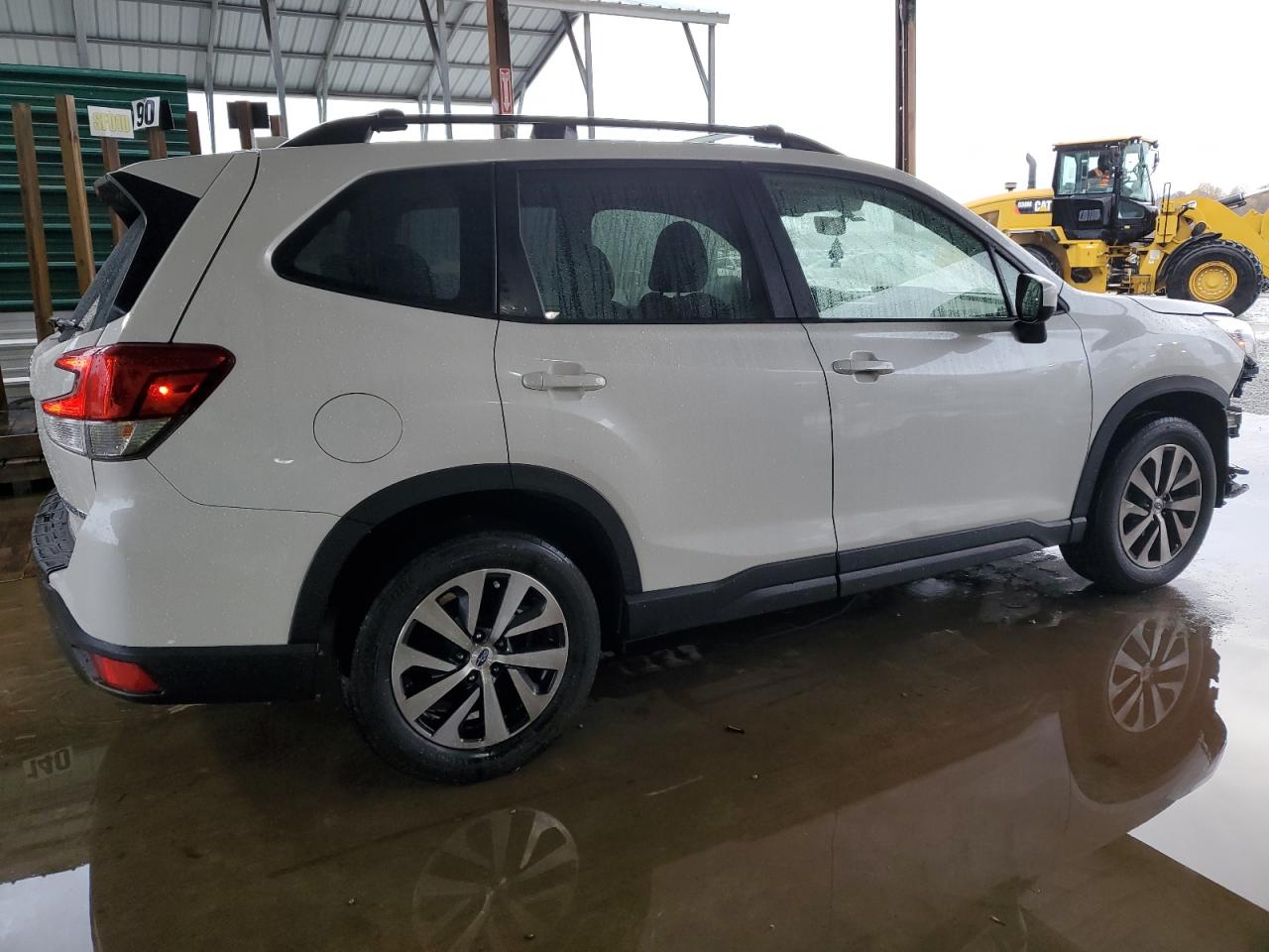 Image 3 of 2019 SUBARU FORESTER PREMIUM 2019 with VIN JF2SKAGC2KH588353