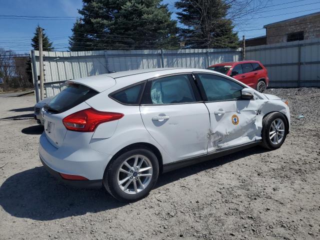 Image 3 of 2016 FORD FOCUS SE 2016 with VIN 1FADP3K29GL332028