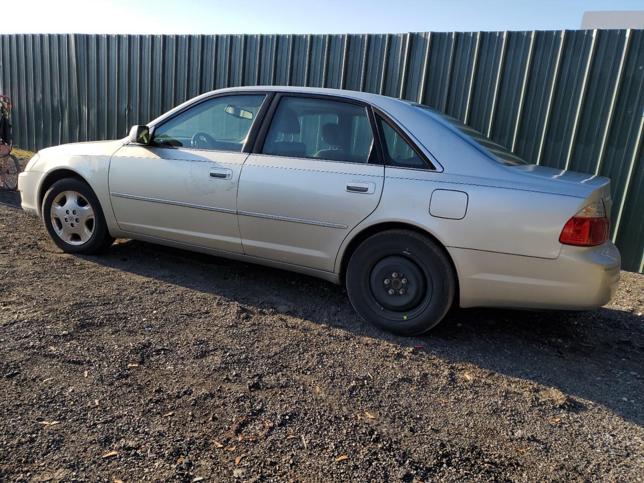 Изображение 2 2004 TOYOTA AVALON XL 2004 с VIN 4T1BF28B14U340034