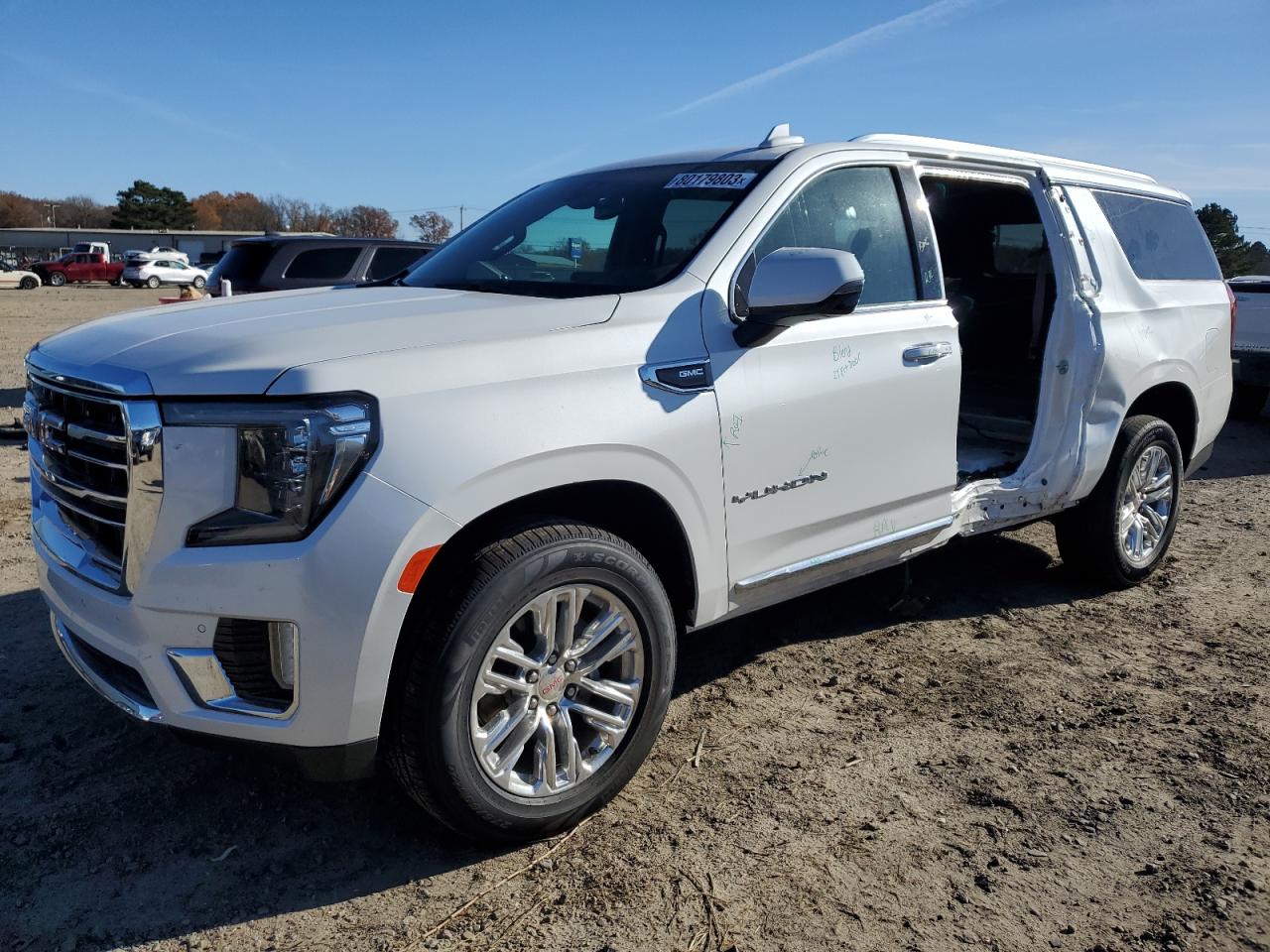 2021 GMC YUKON XL C1500 SLT 2021 image