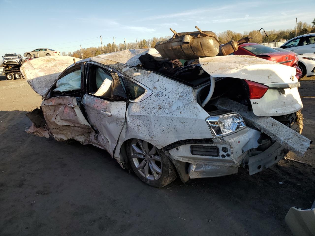 Image 2 of 2017 CHEVROLET IMPALA LT 2017 with VIN 1G1105S34HU185952