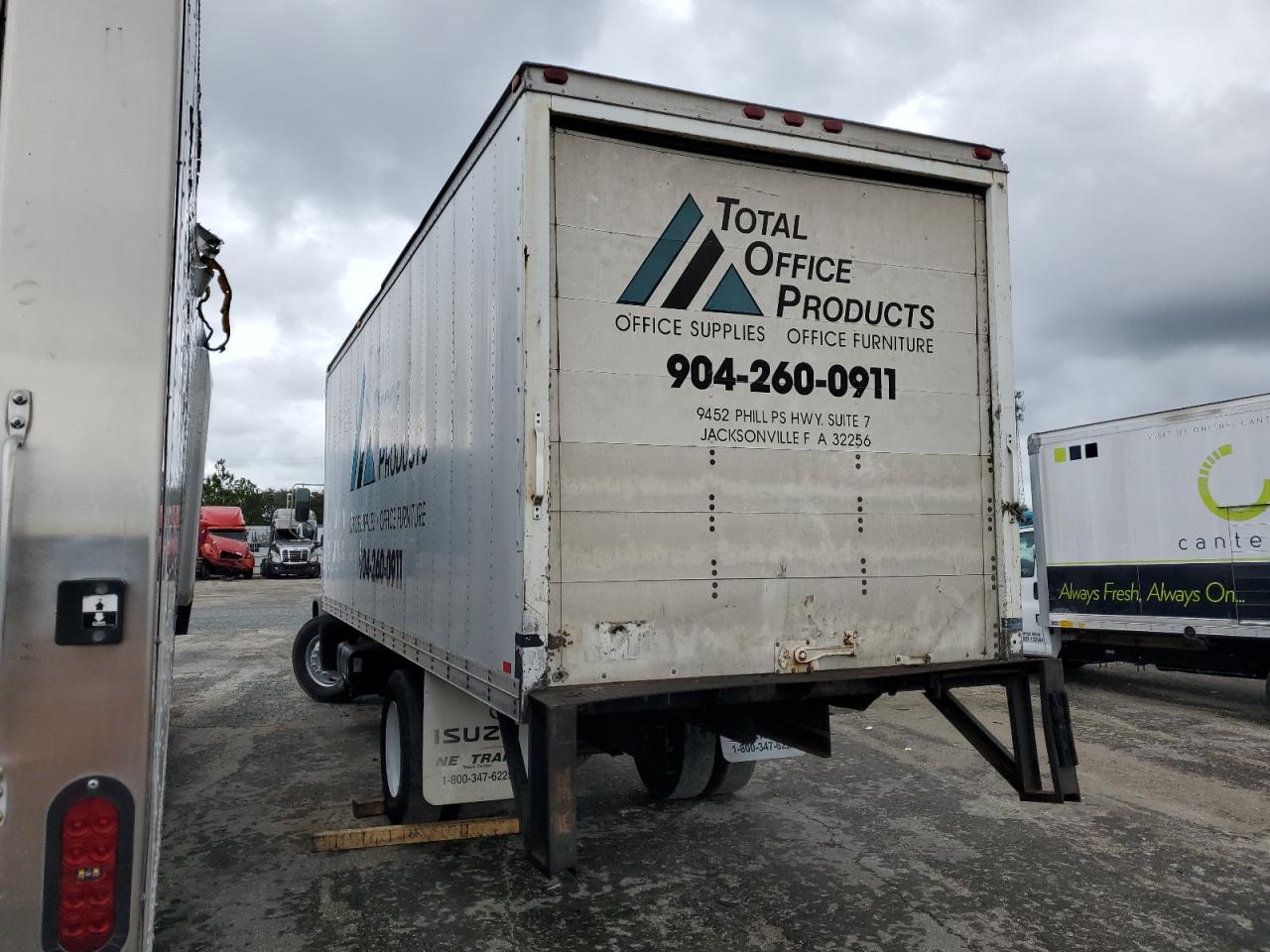 Image 2 of 2004 ISUZU T7F042-FVR  2004 with VIN 4GTJ7F1394F700242