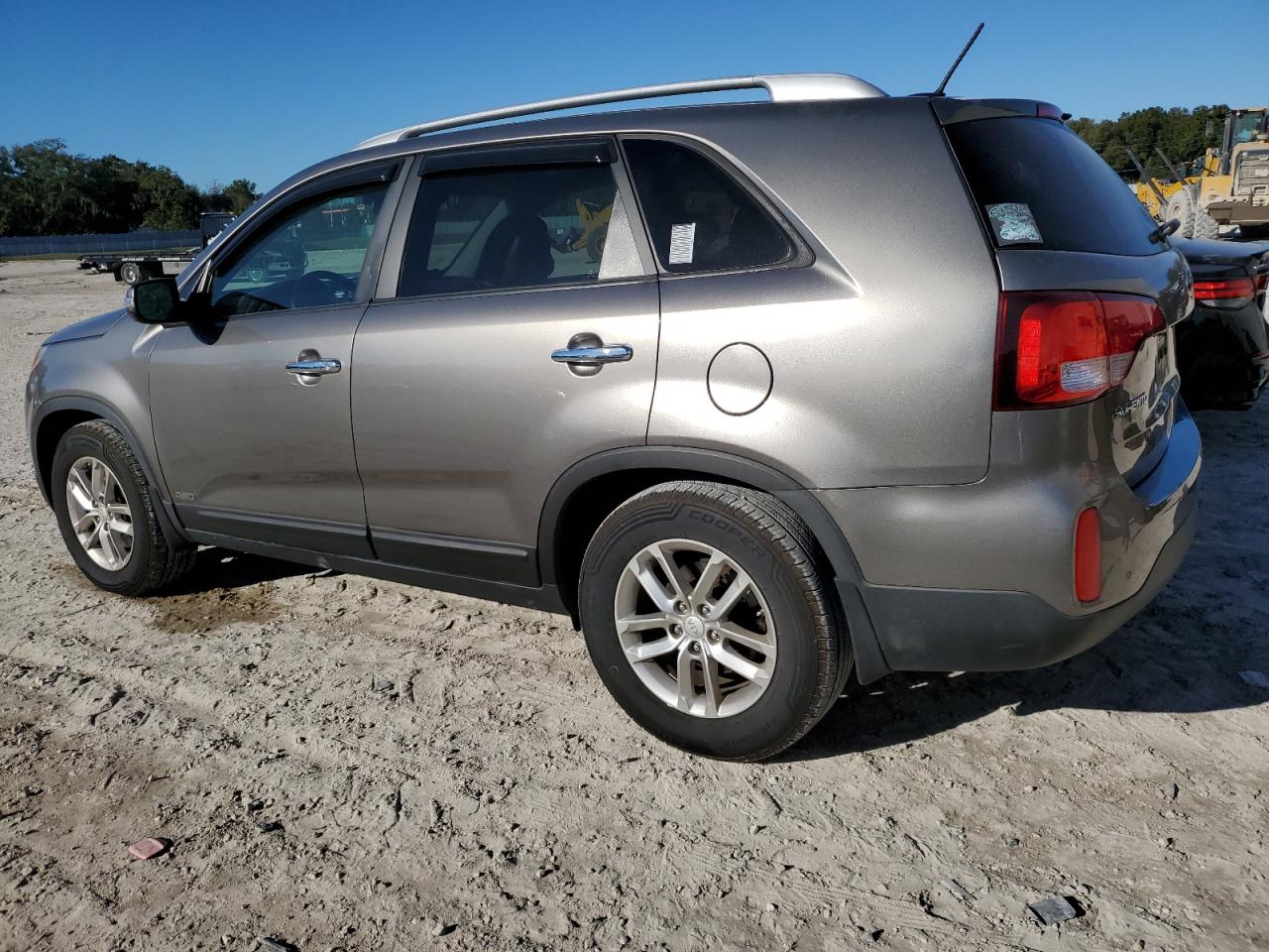 Obraz 2 z 2014 KIA SORENTO LX 2014 z VIN 5XYKTCA63EG444110
