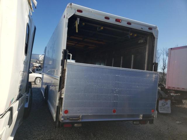Изображение 2 2007 FREIGHTLINER CHASSIS M LINE WALK-IN VAN 2007 с VIN 4UZAANBW87CX54137