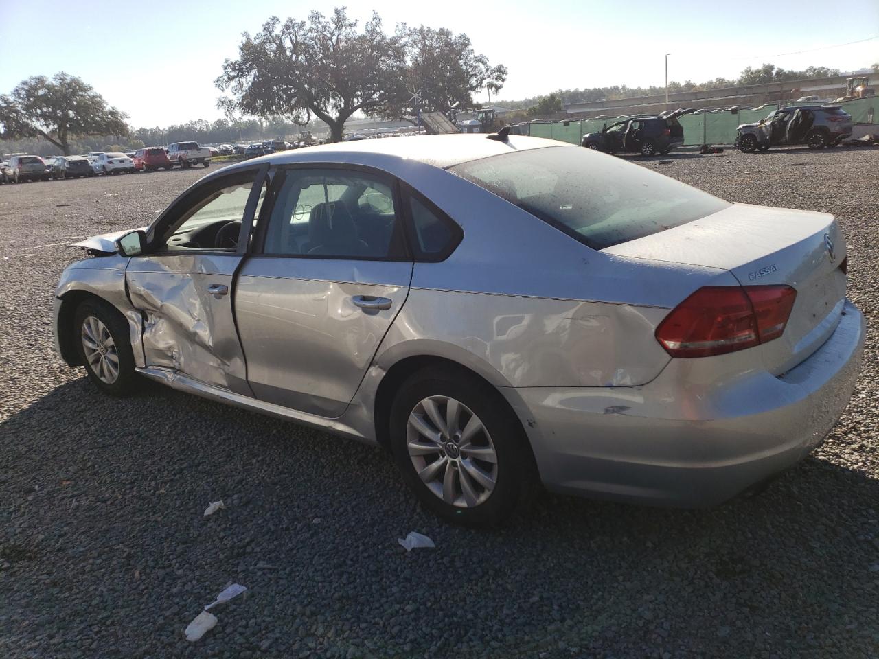 Image 2 of 2014 VOLKSWAGEN PASSAT S 2014 with VIN 1VWAT7A30EC062689