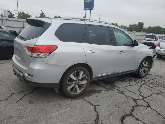 Image 3 of 2014 NISSAN PATHFINDER S 2014 with VIN 5N1AR2MM4EC664774