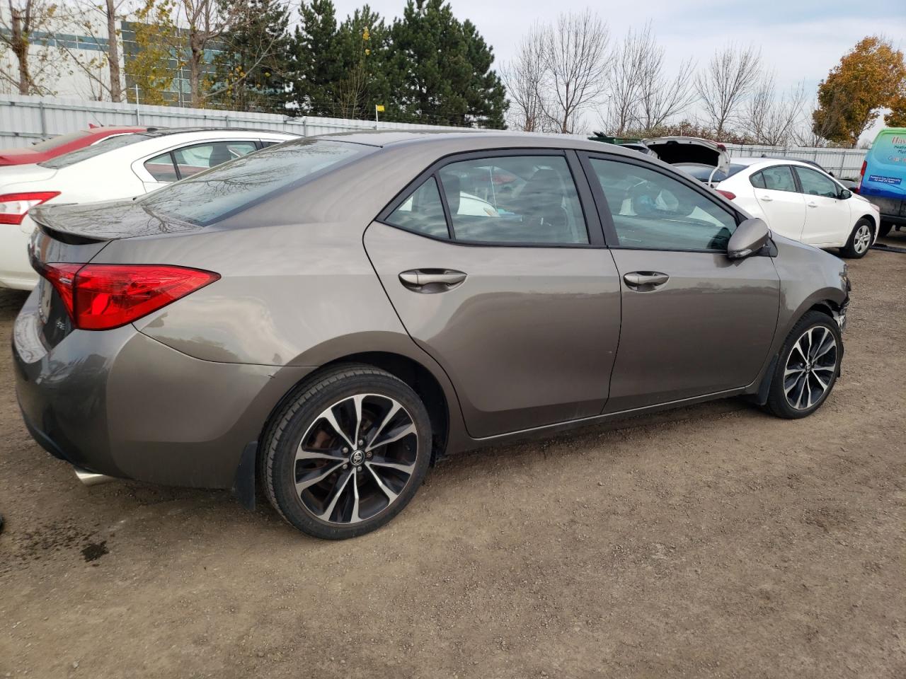 Obraz 3 z Toyota Corolla L 2017 z VIN 2T1BURHE5HC860690