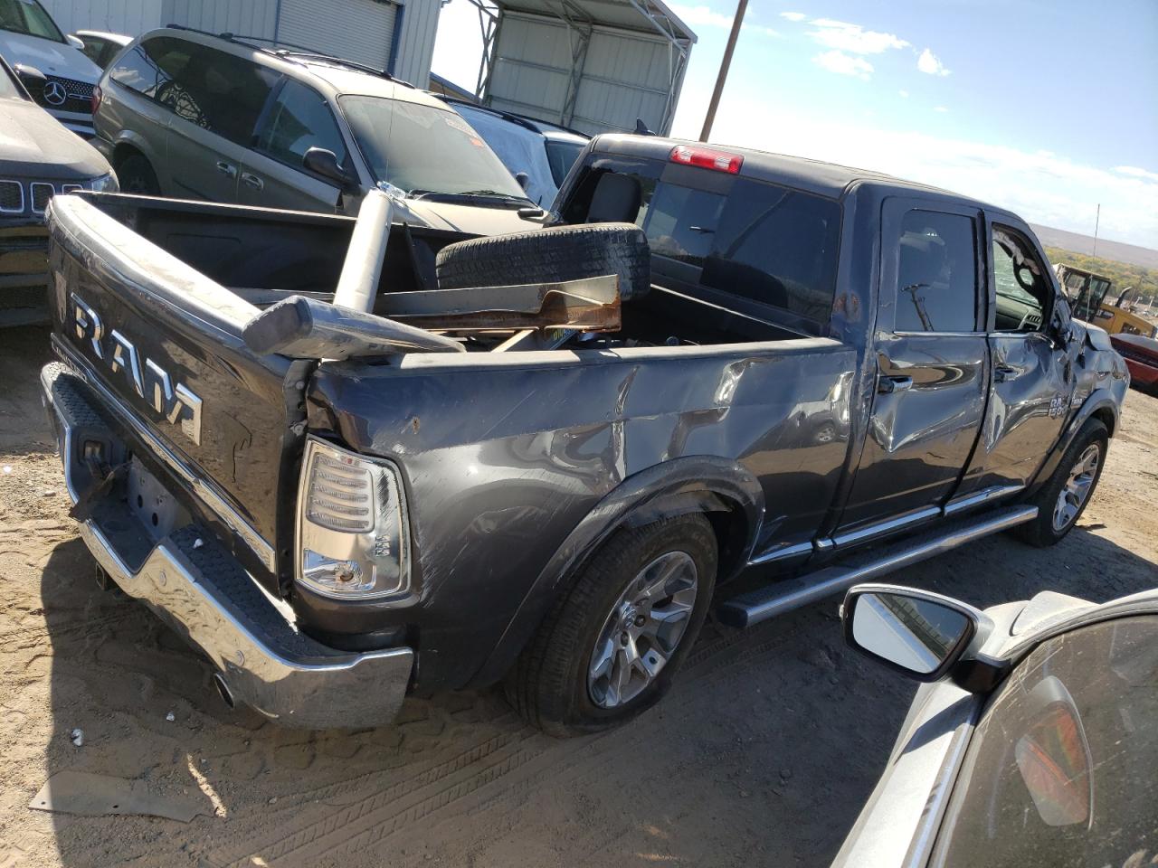 Obraz 3 z 2017 RAM 1500 LONGHORN 2017 z VIN 1C6RR7WTXHS546500