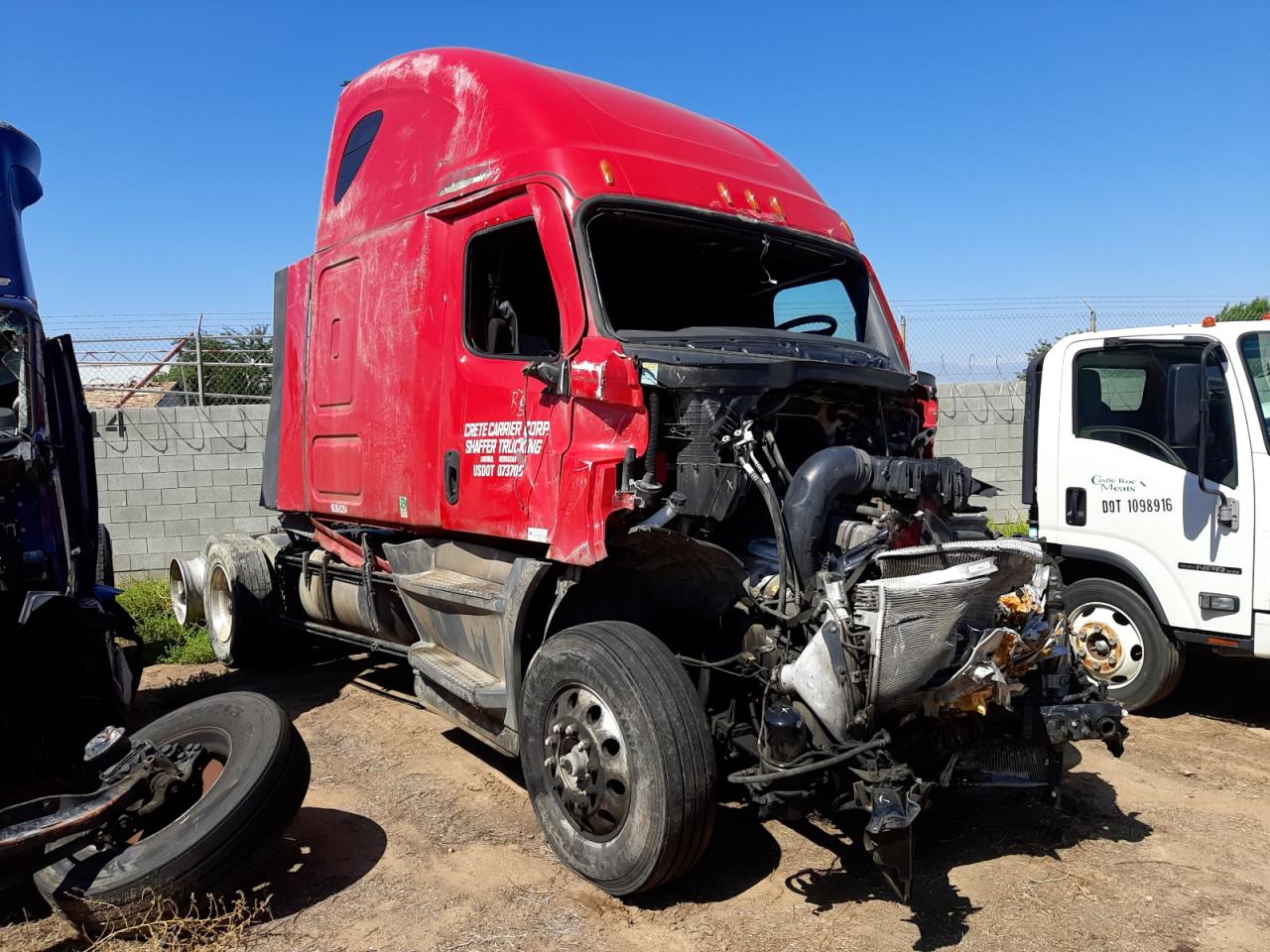 2021 FREIGHTLINER CASCADIA 126  2021 image