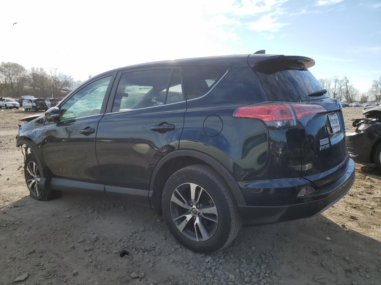Obraz 2 z 2018 TOYOTA RAV4 ADVENTURE 2018 z VIN 2T3RFREV5JW803821
