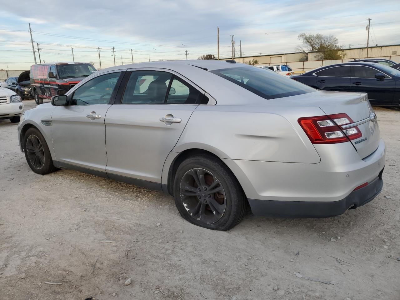 Image 2 of 2014 FORD TAURUS SEL 2014 with VIN 1FAHP2E85EG167631
