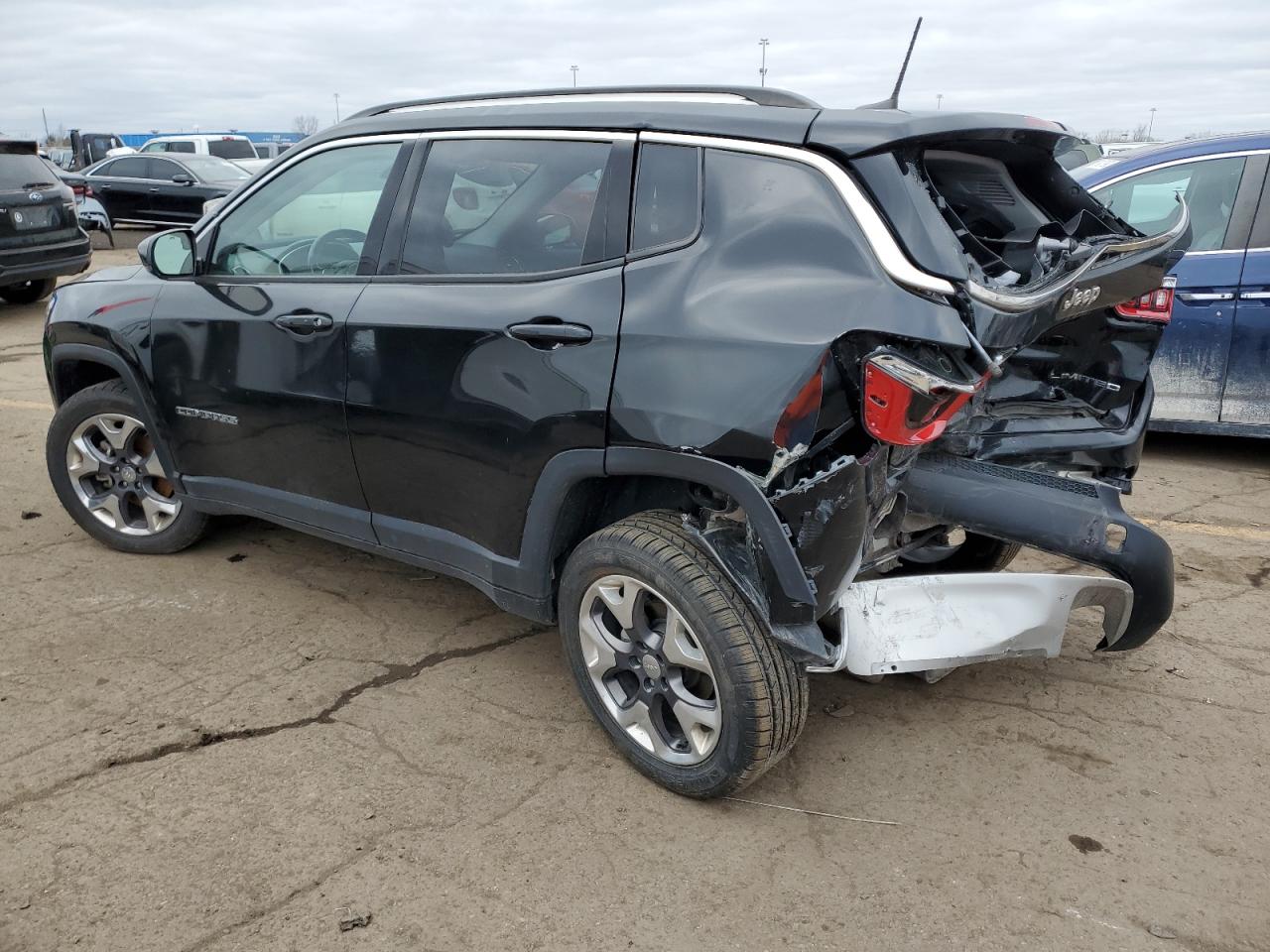 Image 2 of 2020 JEEP COMPASS LIMITED 2020 with VIN 3C4NJDCB7LT119310