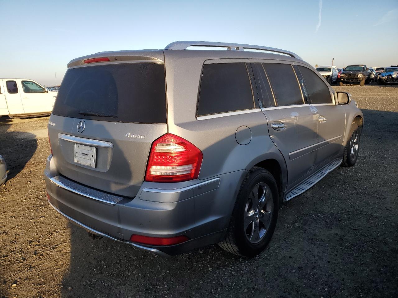 Изображение 3 2010 MERCEDES-BENZ GL 450 4MATIC 2010 с VIN 4JGBF7BE1AA542790
