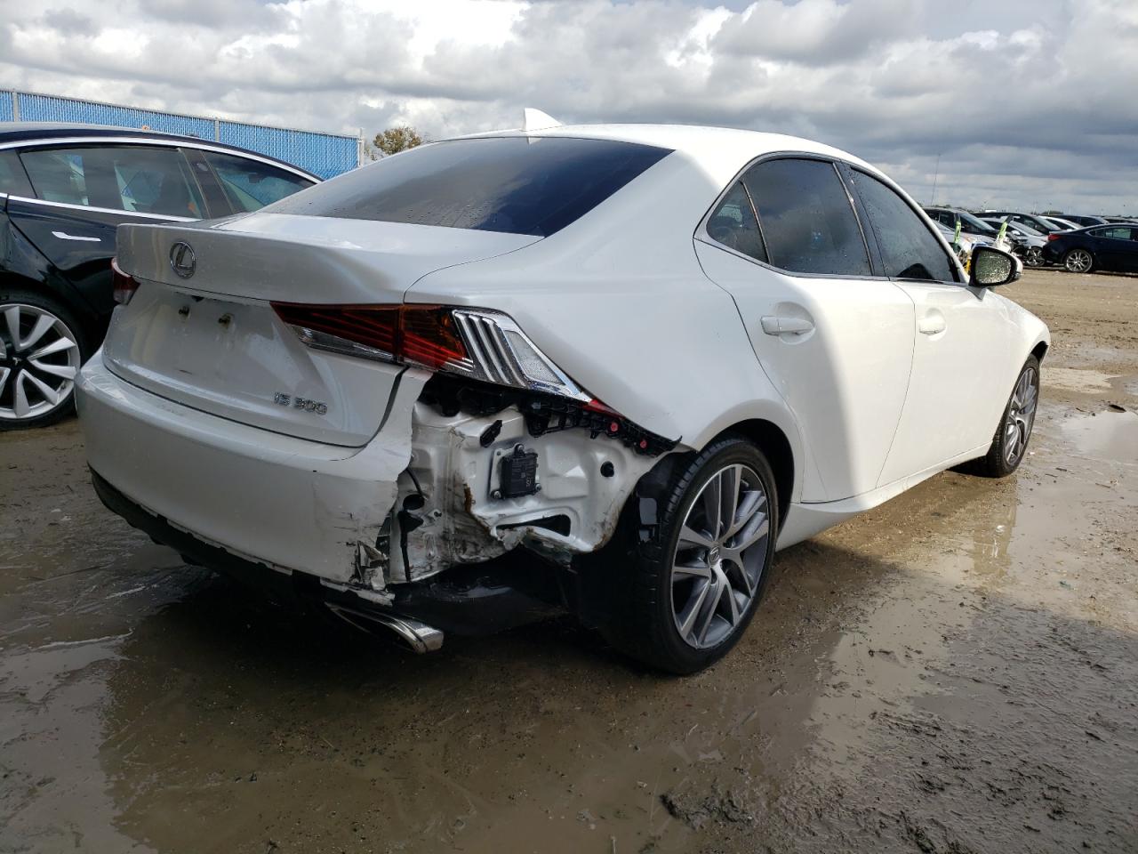 Image 3 of 2018 LEXUS IS 300 2018 with VIN JTHBA1D23J5066438