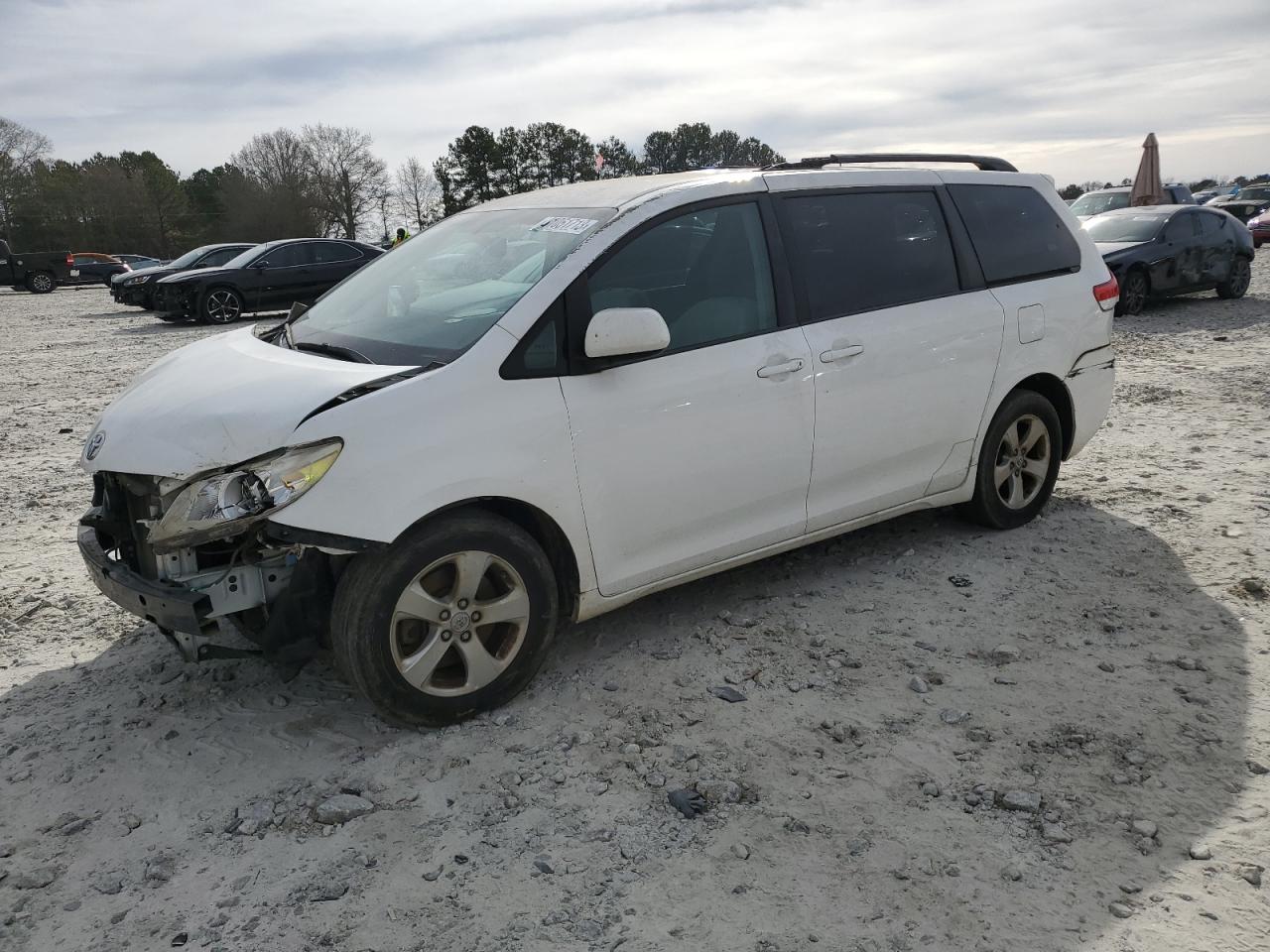 Image 1 of 2012 TOYOTA SIENNA LE 2012 with VIN 5TDKK3DC9CS237239
