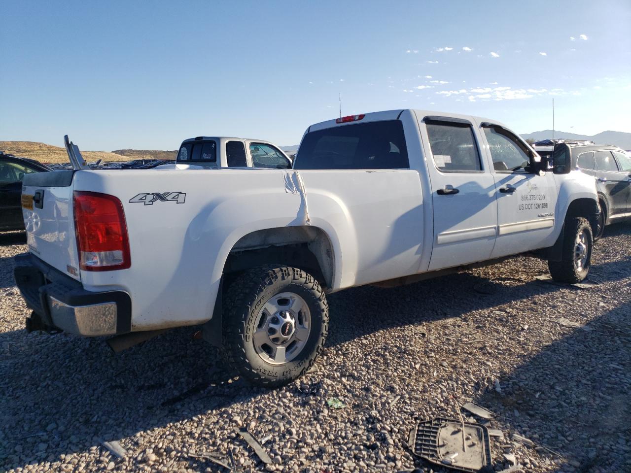 Image 3 of 2014 GMC SIERRA K2500 SLE 2014 with VIN 1GT120CG6EF175476